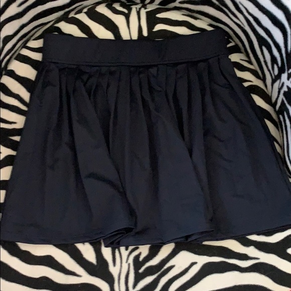 BNWT Kate Spade swim skirt size med in Rich Navy - Picture 5 of 5